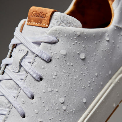 OluKai Popular | Lae‘ahi Lī ‘Ili Men's Leather Sneakers - Bright White