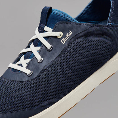 OluKai Trending | Moku Pae Men's Boat Shoes - Trench Blue / Off White