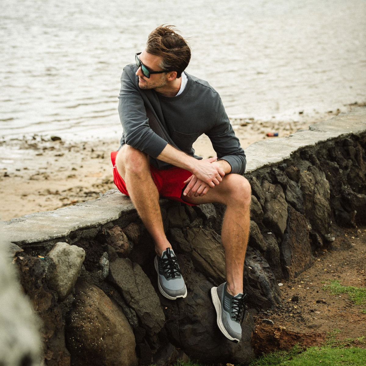 OluKai New | Makiki - Cloud Grey / Poi | Olukai