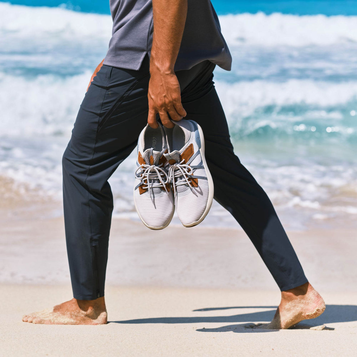 OluKai Special Offer | Mio Lī Men's Athletic Shoes - Mist Grey / Poi