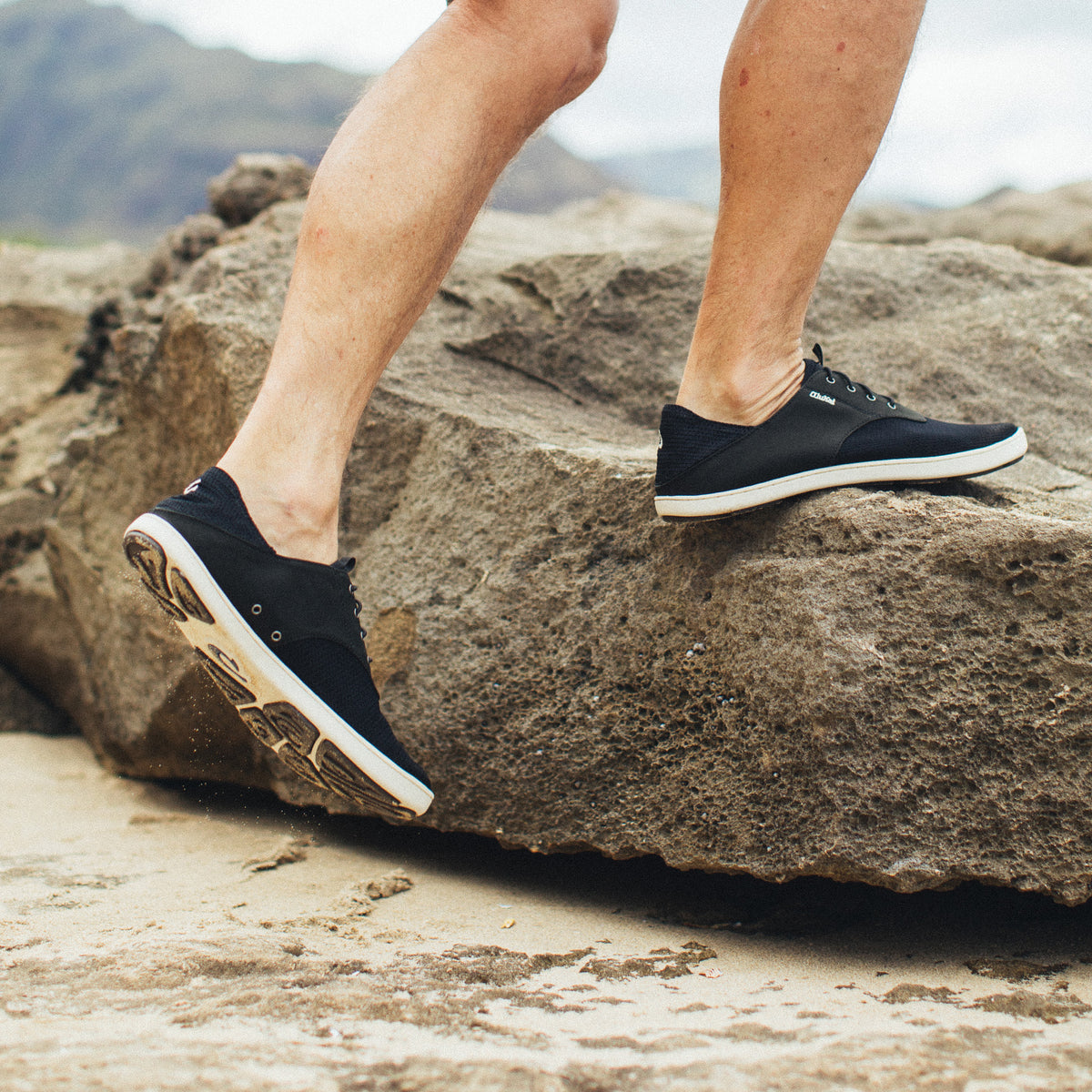 OluKai Featured | Nohea Moku Men's Boat Shoes - Black