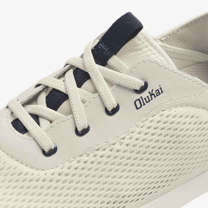 OluKai Signature | Moku Pae - White Sand / Trench Blue