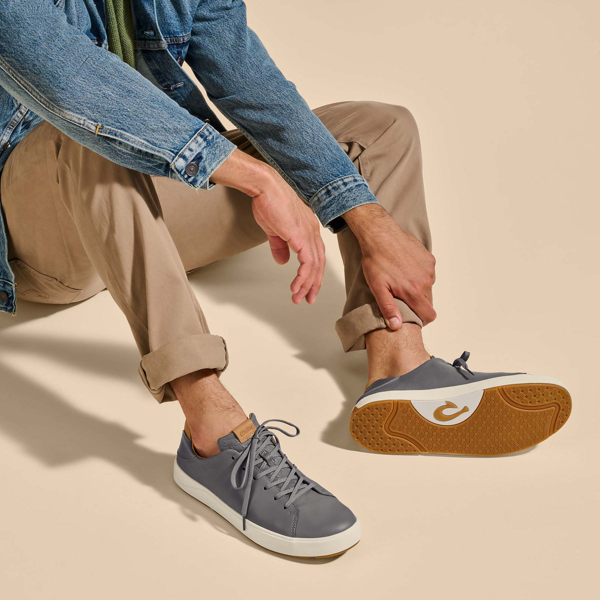 OluKai Popular | Lae‘ahi Lī ‘Ili Men's Leather Sneakers - Stone