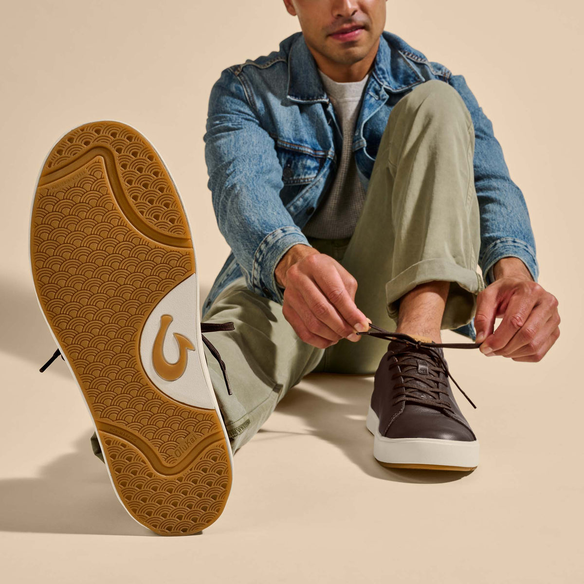 OluKai Quality | Lae‘ahi Lī ‘Ili Men's Leather Sneakers - Dark Java