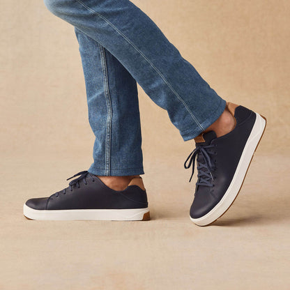 OluKai Special Offer | Lae‘ahi Lī ‘Ili Men's Leather Sneakers - Trench Blue