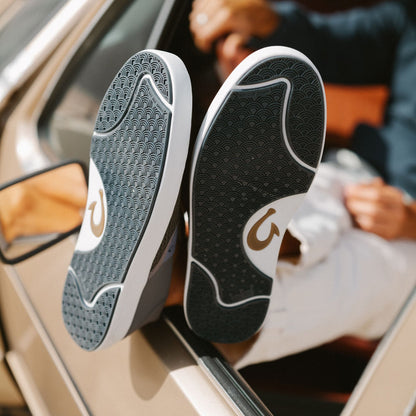 OluKai Essential | Lae‘ahi Men's Slip-On Sneakers - Pavement