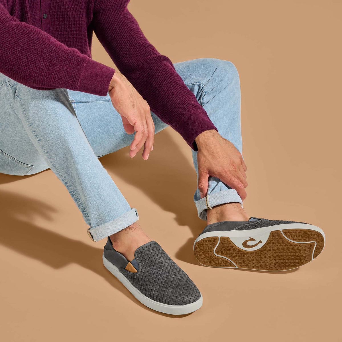 OluKai Hot Sale | Lae‘ahi Lauhala Men's Leather Slip-On Sneakers - Ash