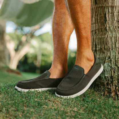 OluKai Deals | Kākaha Mesh Men‘s Slip-On Shoes - Nori