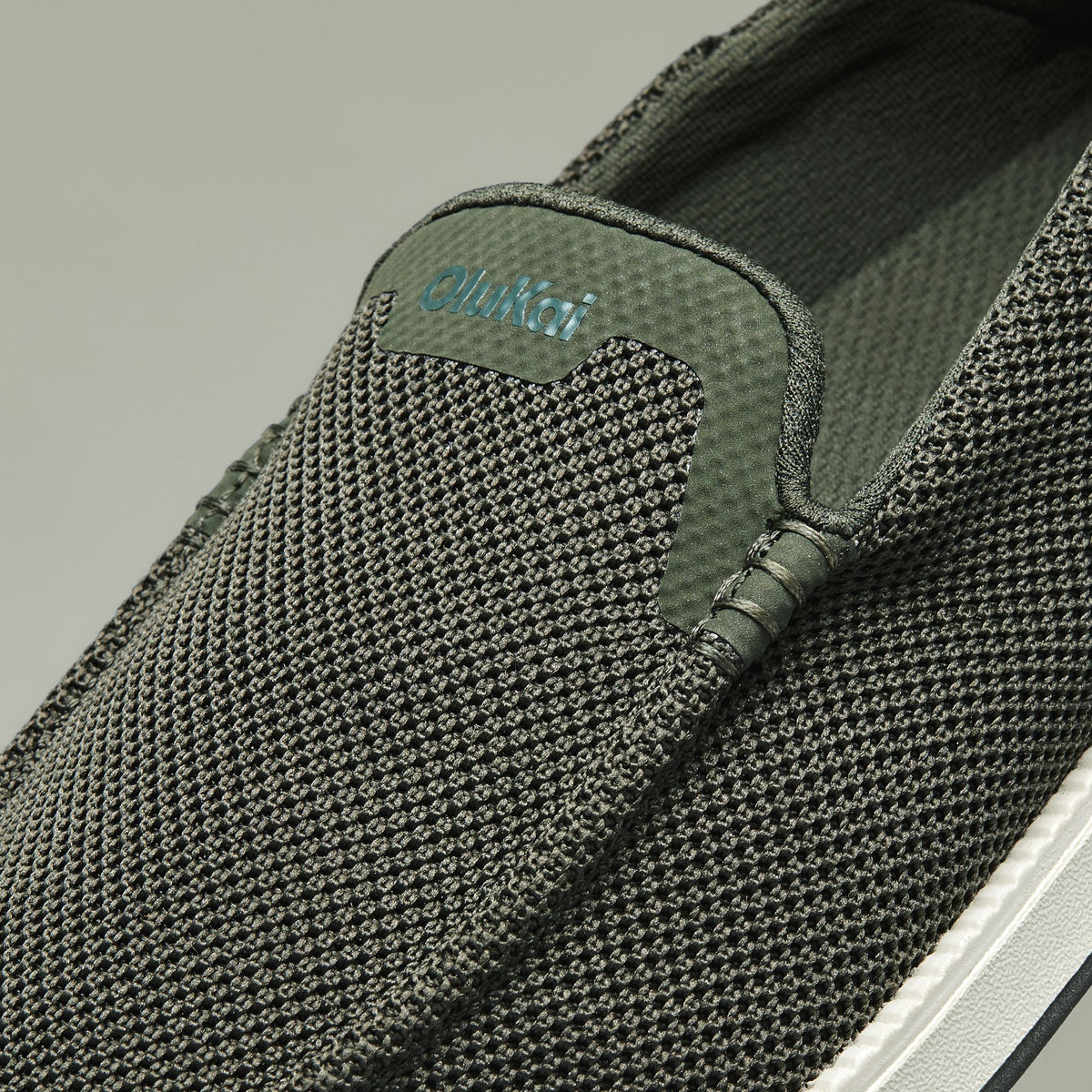 OluKai Deals | Kākaha Mesh Men‘s Slip-On Shoes - Nori