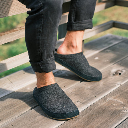 OluKai Great Value | Hamani Hulu - Dark Shadow