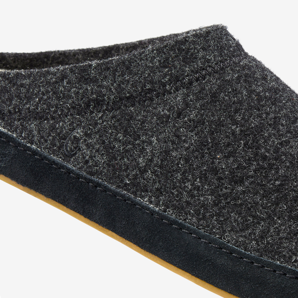 OluKai Great Value | Hamani Hulu - Dark Shadow