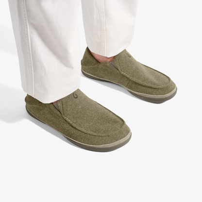 OluKai Smart Buy | Moloā Hulu Men‘s Slippers - Clay
