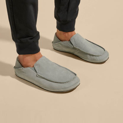 OluKai Exclusive | Moloā Men's Leather Slippers - Kona Coffee