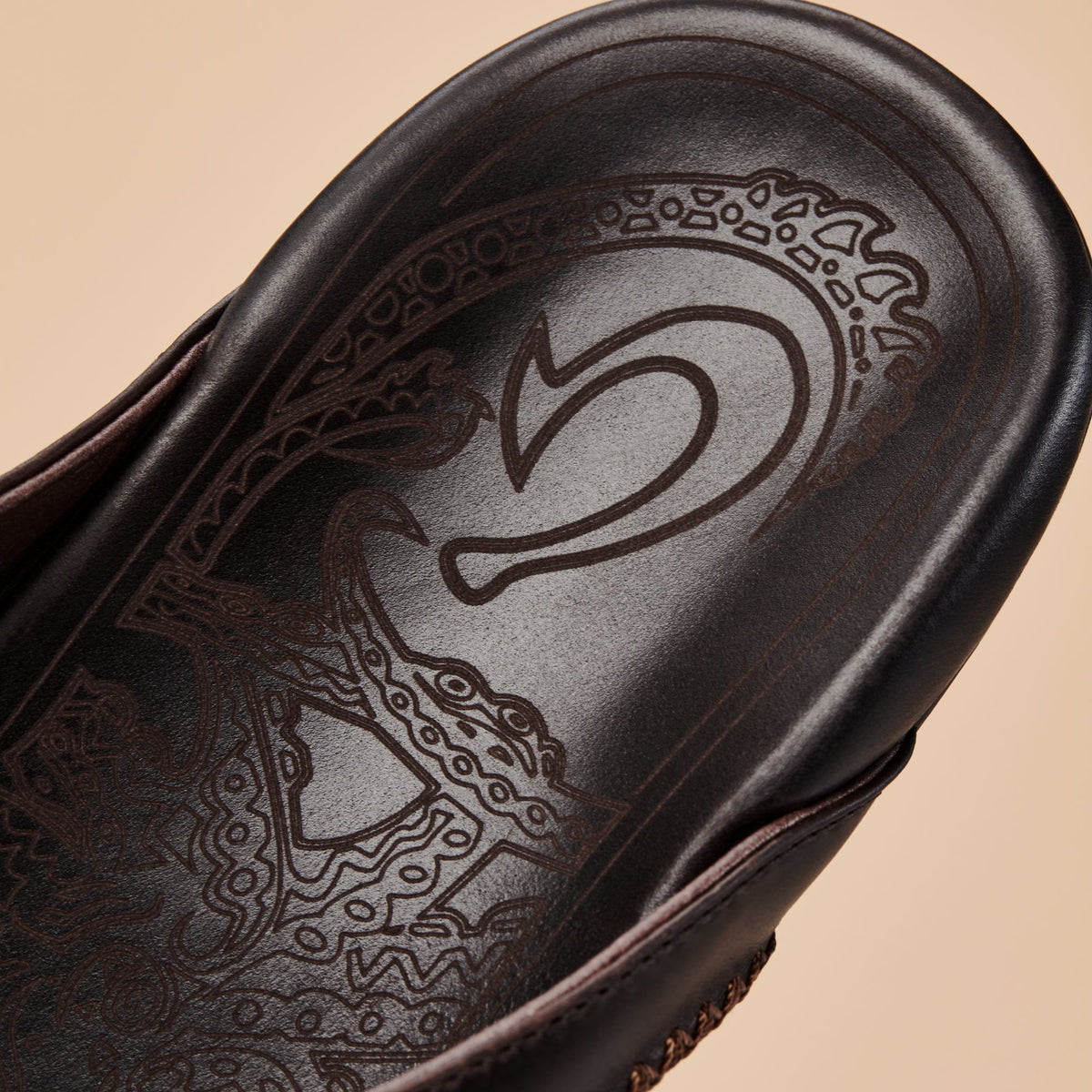 OluKai Signature | Mea Ola Men's Leather Beach Sandals - Dark Java