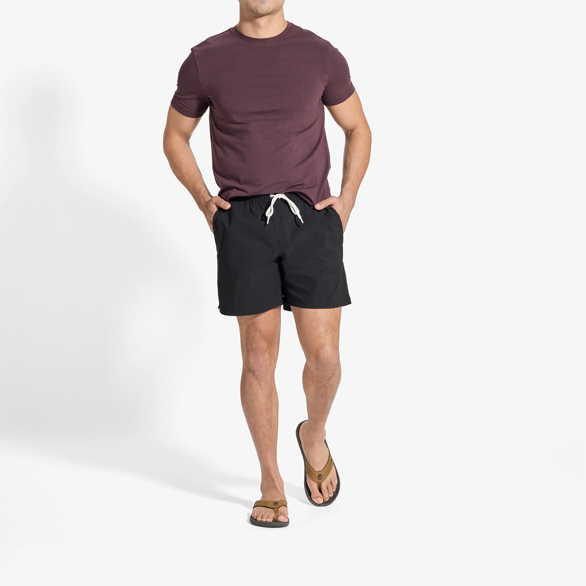 OluKai Sale | Pili - Tan / Dark Java