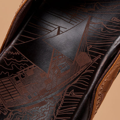 OluKai Value | Hikianalia - Tan / Dark Java