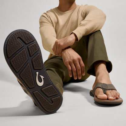 OluKai Deals | Tuahine Men's Waterproof Leather Beach Sandals - Hunter