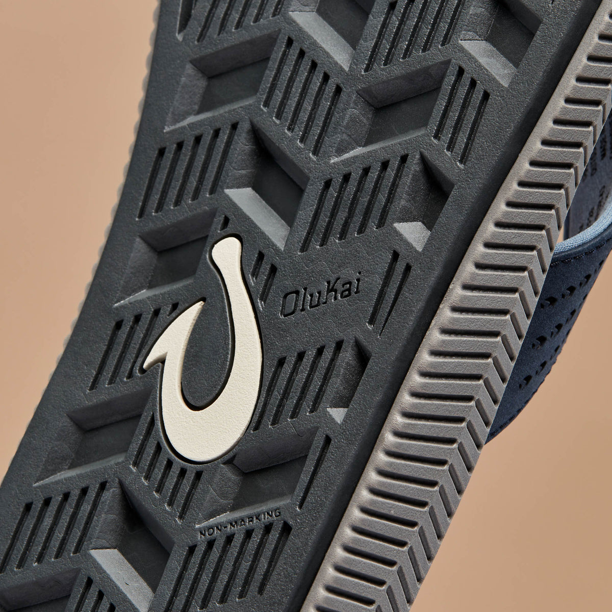 OluKai Featured | Ulele Men's Beach Sandals - Blue Depth / Charcoal
