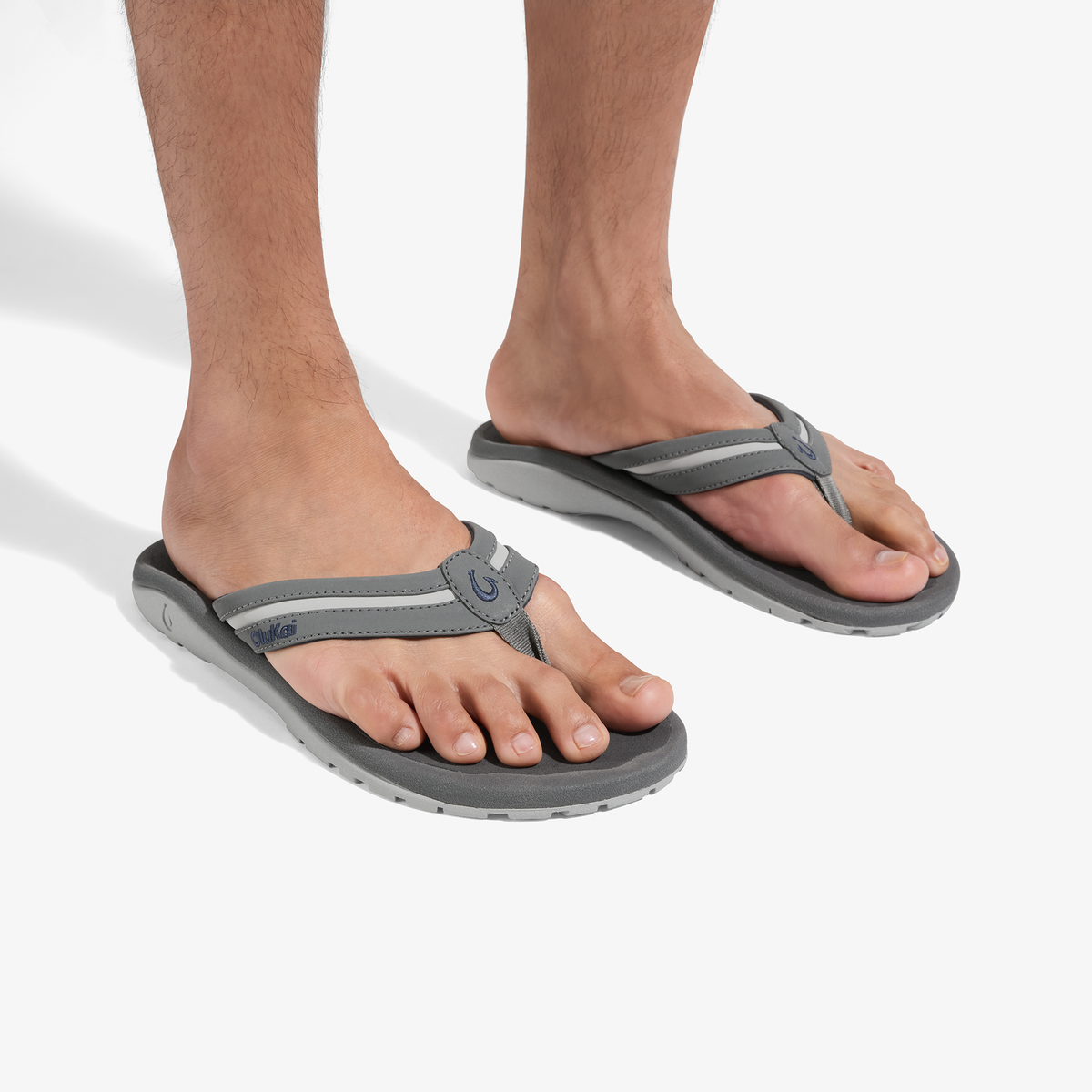 OluKai Everyday | ʻOhana Palua - Cloud Grey / Rock