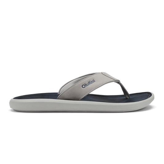 OluKai Discount | Pili Men’s Waterproof Leather Sandals - Ash / Mood Indigo