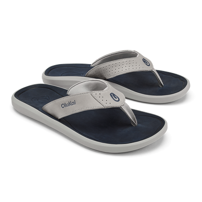 OluKai Discount | Pili Men’s Waterproof Leather Sandals - Ash / Mood Indigo