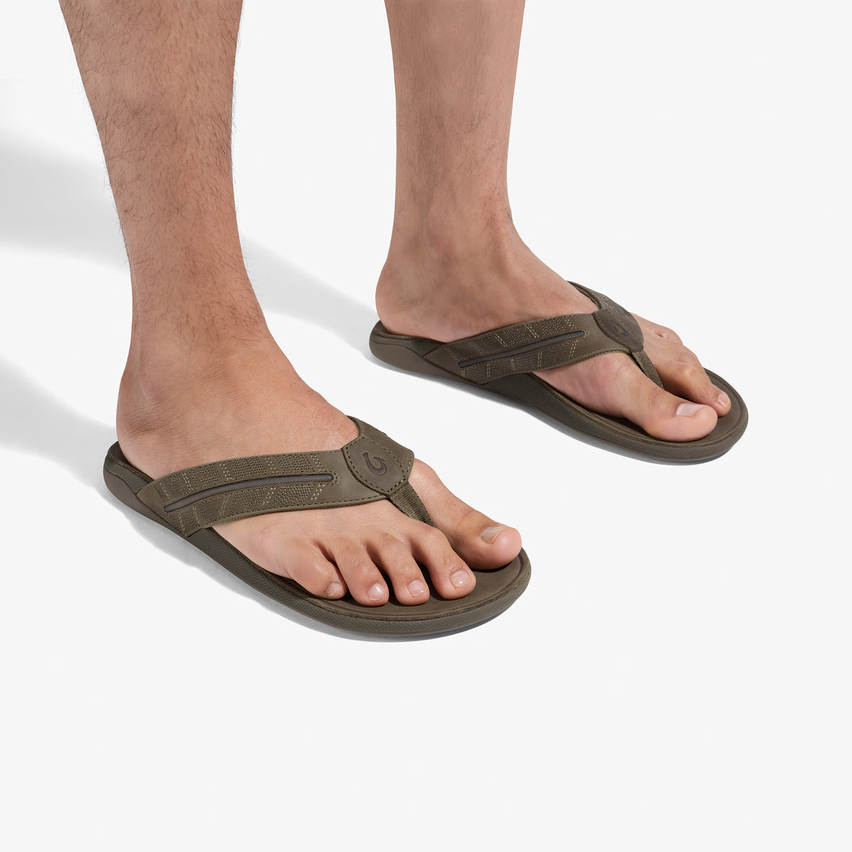 OluKai Everyday | Tuahine Palm - Mustang / Mustang