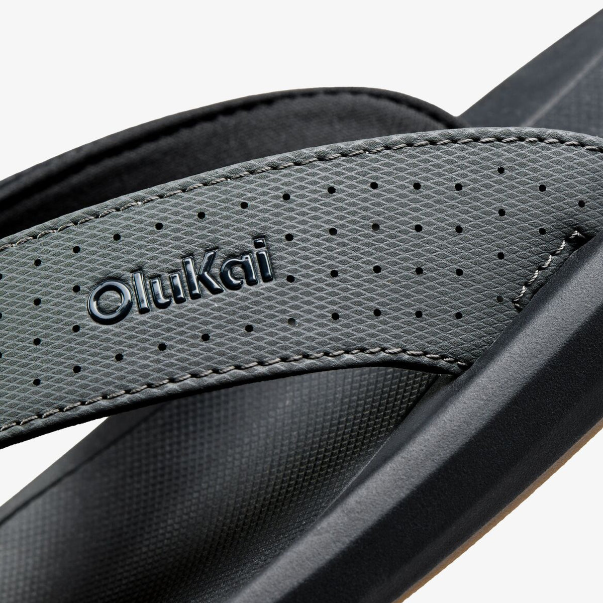 OluKai Quality | Ki‘i Men’s Water Ready Beach Sandals - Rock / Lava Rock