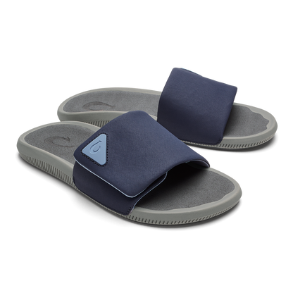 OluKai Value | Ulele Slide - Blue Depth / Charcoal