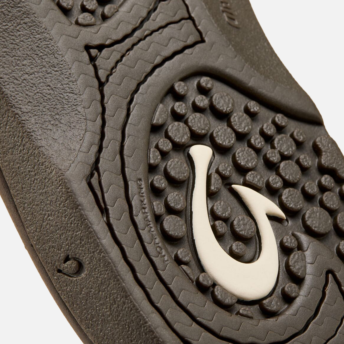 OluKai Special Offer | Nalu Slide Men's Beach Slide Sandals - Dark Java
