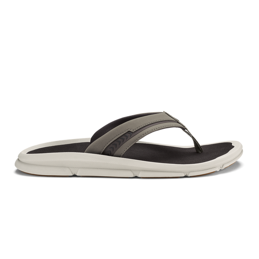 OluKai Value | ʻAkeu - Mustang / Dk Java