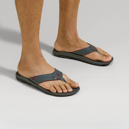 OluKai Best Seller | Kīpī Men’s Comfortable Beach Sandals - Dark Shadow