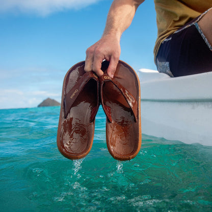 OluKai Special Offer | Pili Men’s Waterproof Leather Sandals - Fox