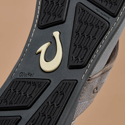 OluKai Value | Tuahine Men's Waterproof Leather Beach Sandals - Lagoon