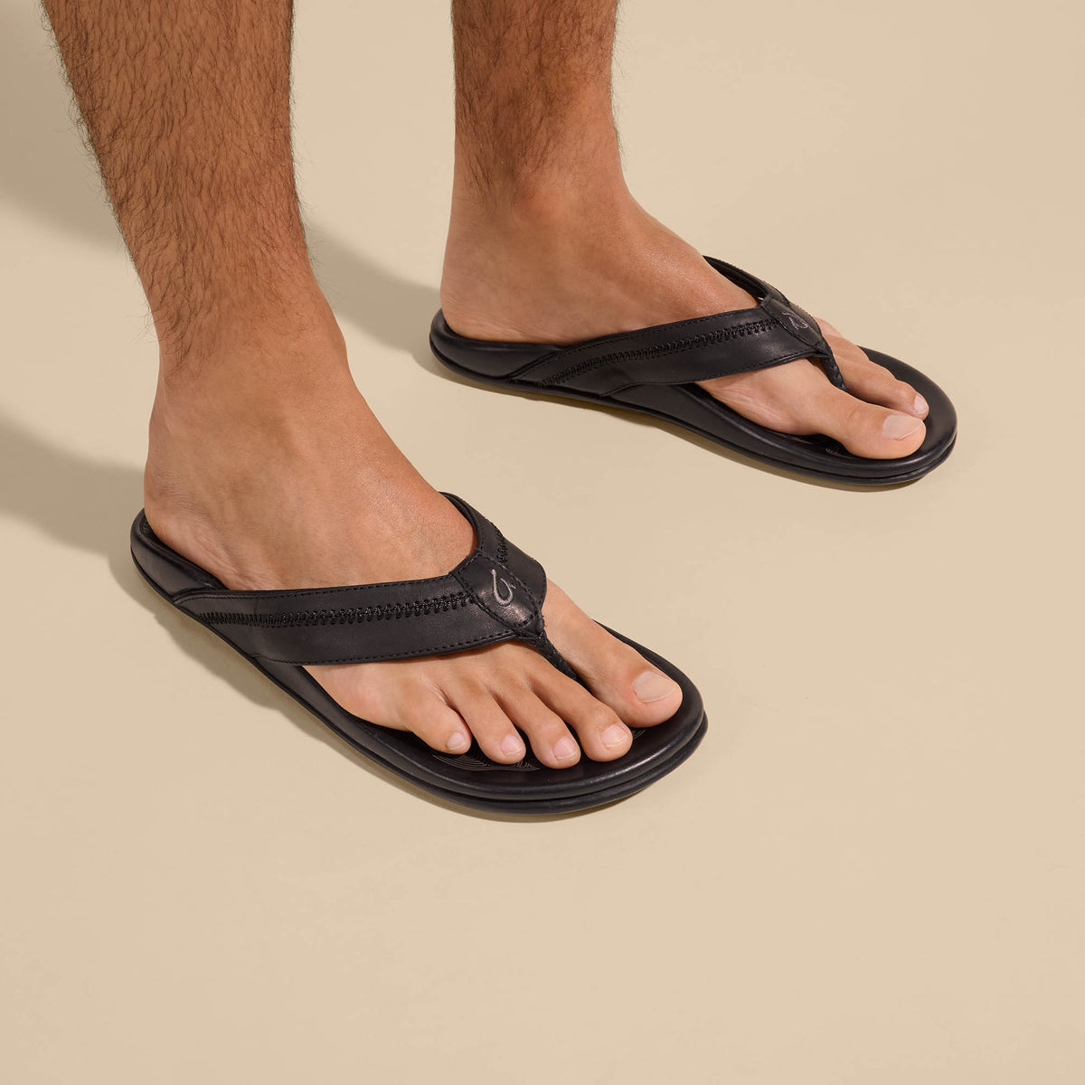 OluKai Quality | Hiapo - Lava Rock Men’s Leather Beach Sandals
