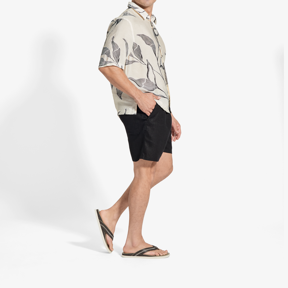 OluKai Best Seller | Shoreline - Mustang / Clay