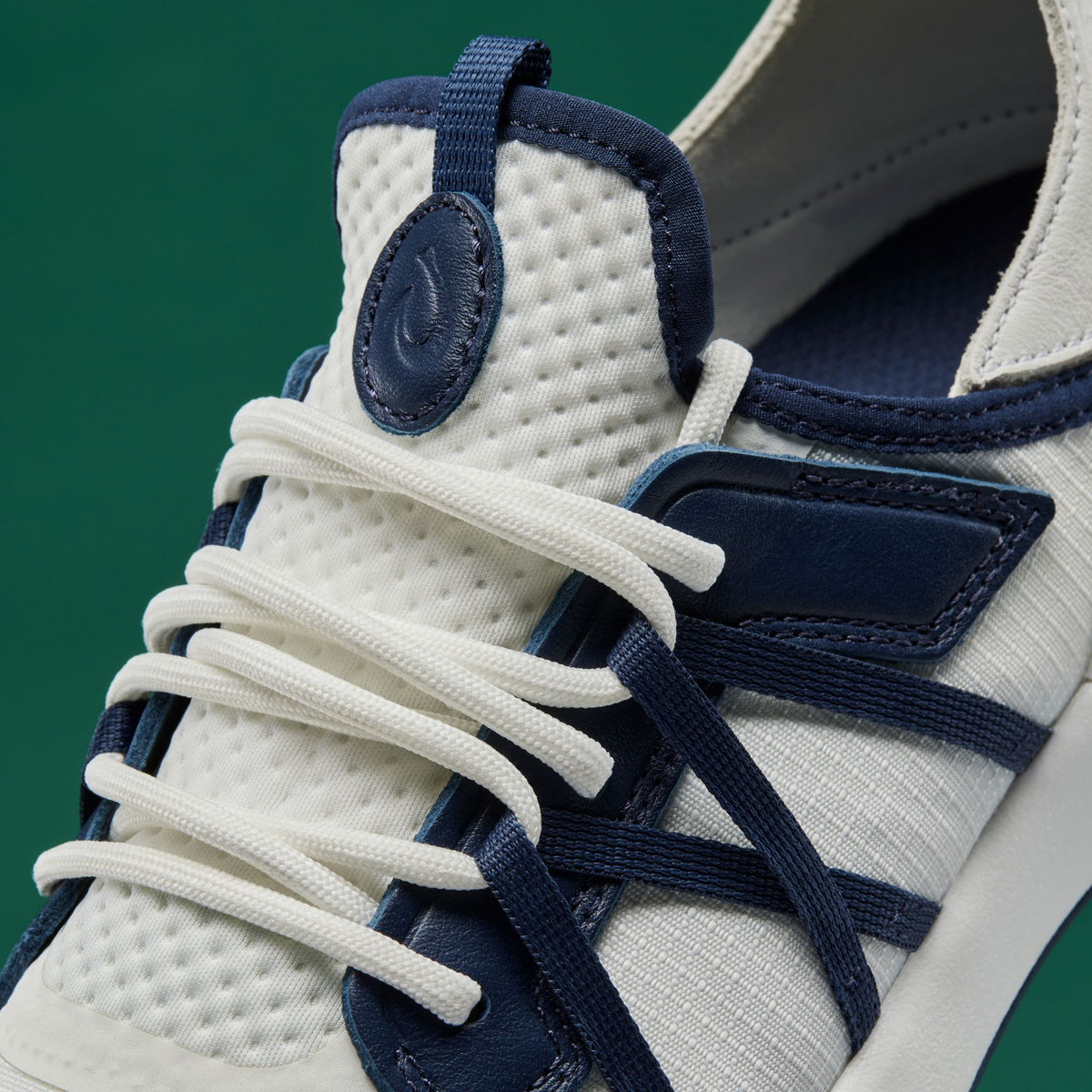 OluKai Hot Sale | Manele Men’s Breathable Golf Shoes - Bright White / Mood Indigo
