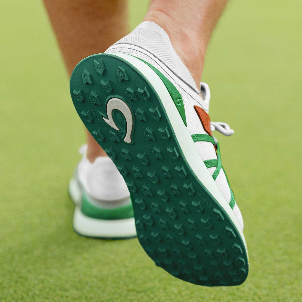 OluKai Everyday | Manele Men’s Breathable Golf Shoes - White / Bamboo