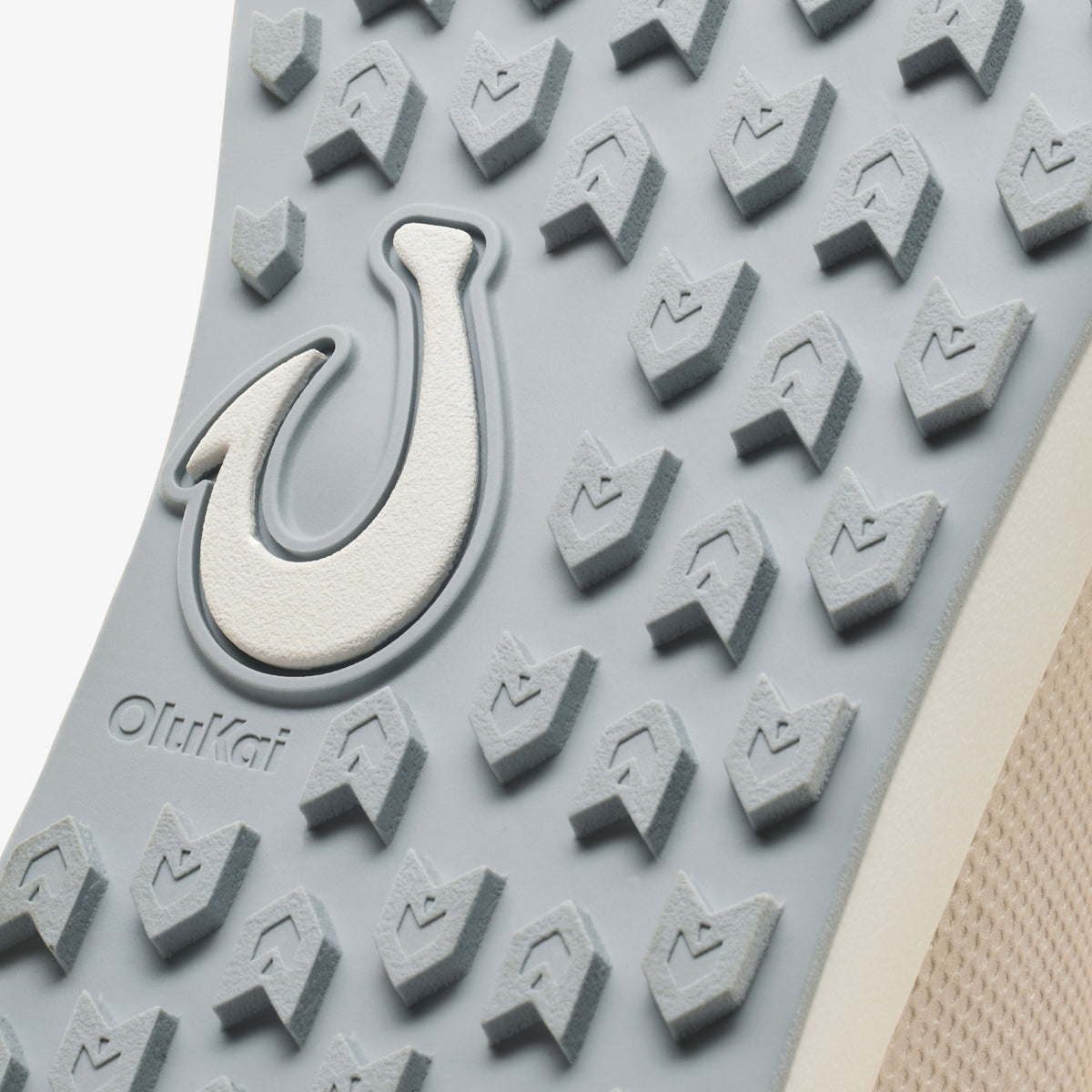 OluKai Trending | Wai‘alae - White Sand / Blue Pearl