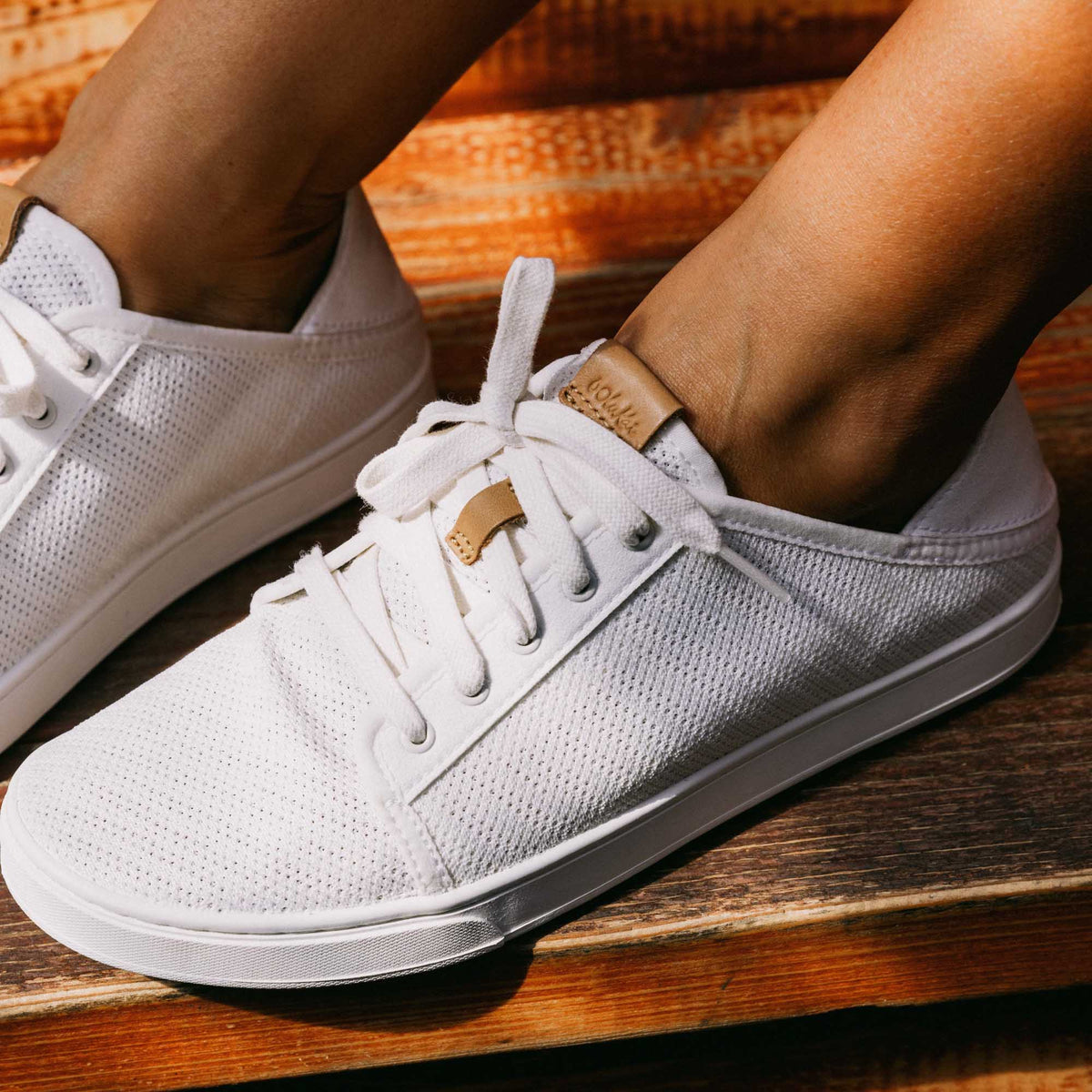 OluKai Popular | Pehuea Lī Women's Sneakers - White