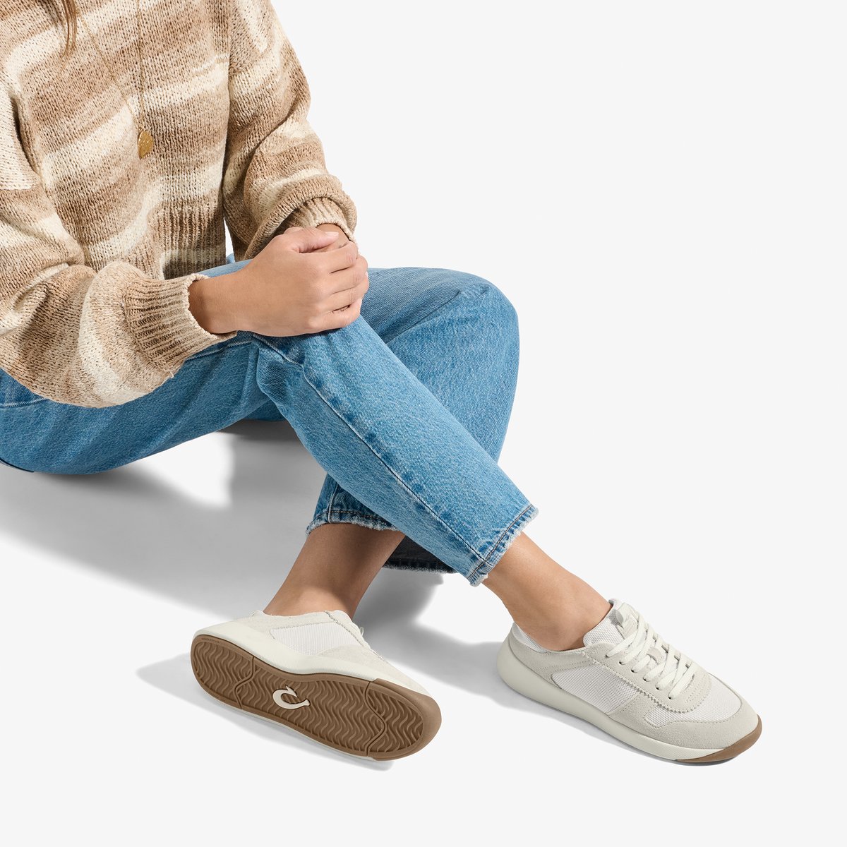 OluKai Quality | Kaulele Mesh - Tapa / White Sand