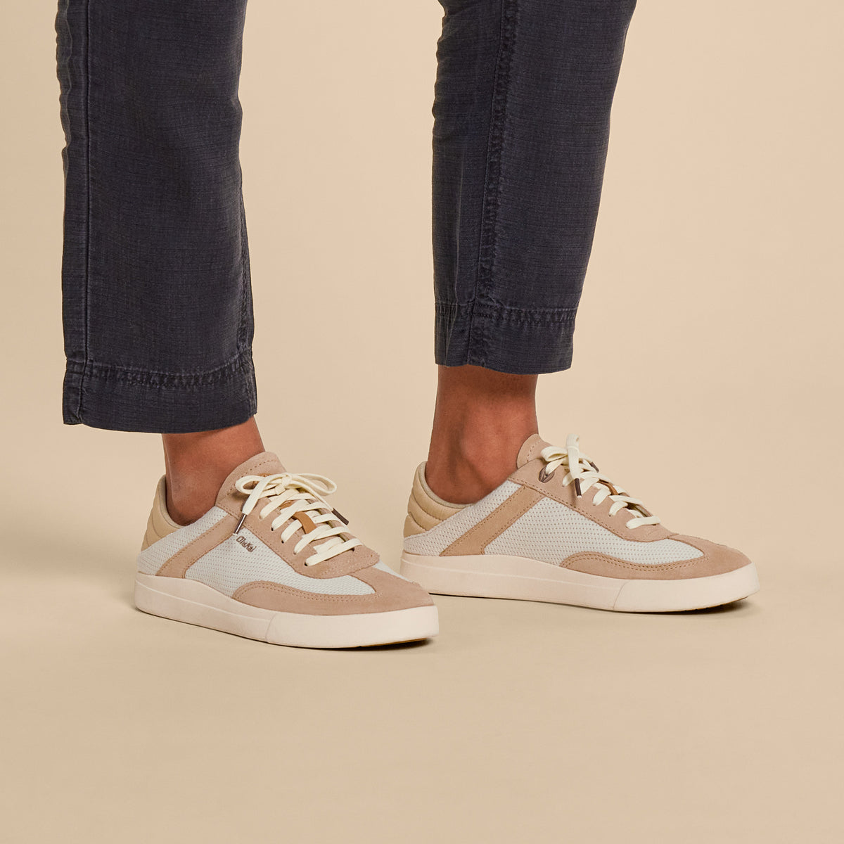 OluKai Everyday | Kīlea Women’s Sneaker Shoes - Tan / Tapa