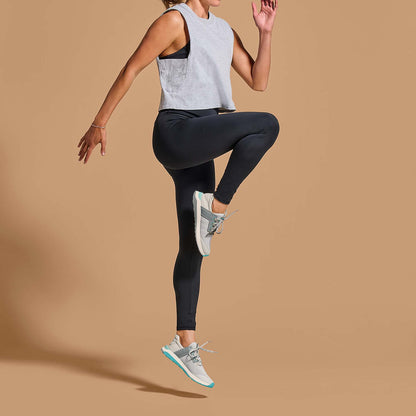 OluKai Latest | Wailuku Women’s Athletic Shoes - Mist Grey