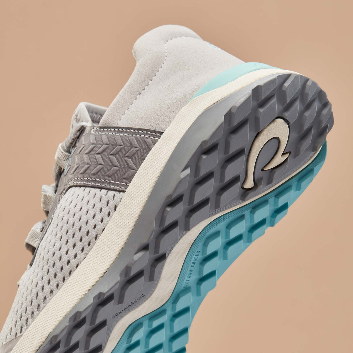 OluKai Latest | Wailuku Women’s Athletic Shoes - Mist Grey