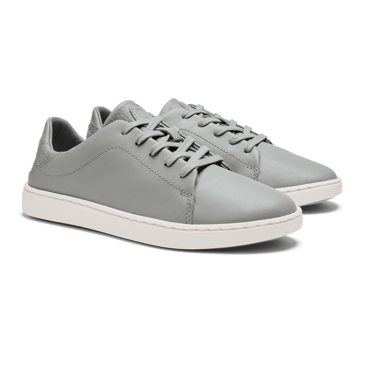 OluKai Deals | Pehuea Lī ‘Ili Women's Leather Sneakers - Ash