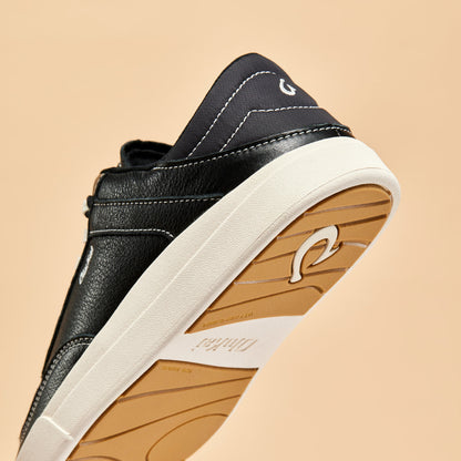OluKai Trending | Hā‘upu Women’s Leather Sneakers - Onyx