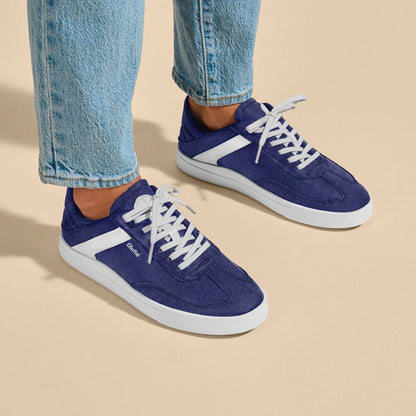 OluKai Deals | Hā‘upu Women’s Leather Sneakers - Navy / Off White