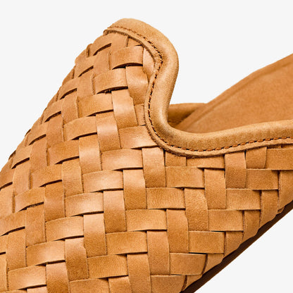 OluKai Featured | Mi'i - Kukui Brown
