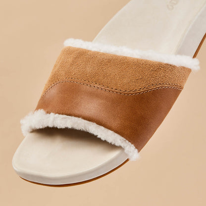 OluKai Classic | Hō‘ala Slide Women’s Slide Slipper Sandals - Tan / Puka