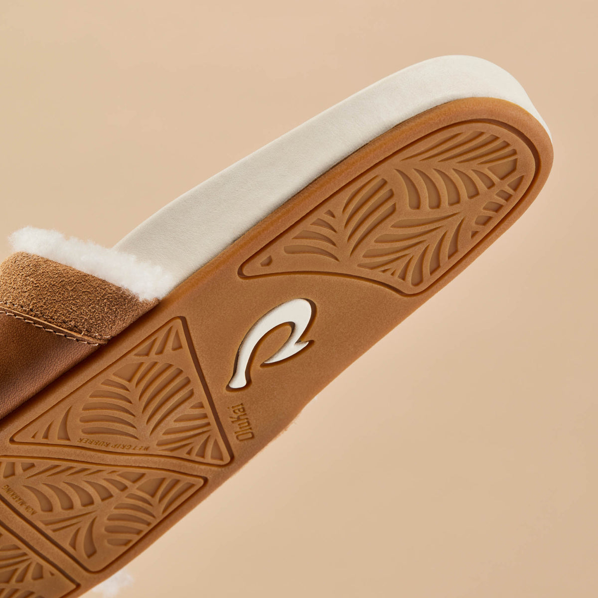 OluKai Classic | Hō‘ala Slide Women’s Slide Slipper Sandals - Tan / Puka