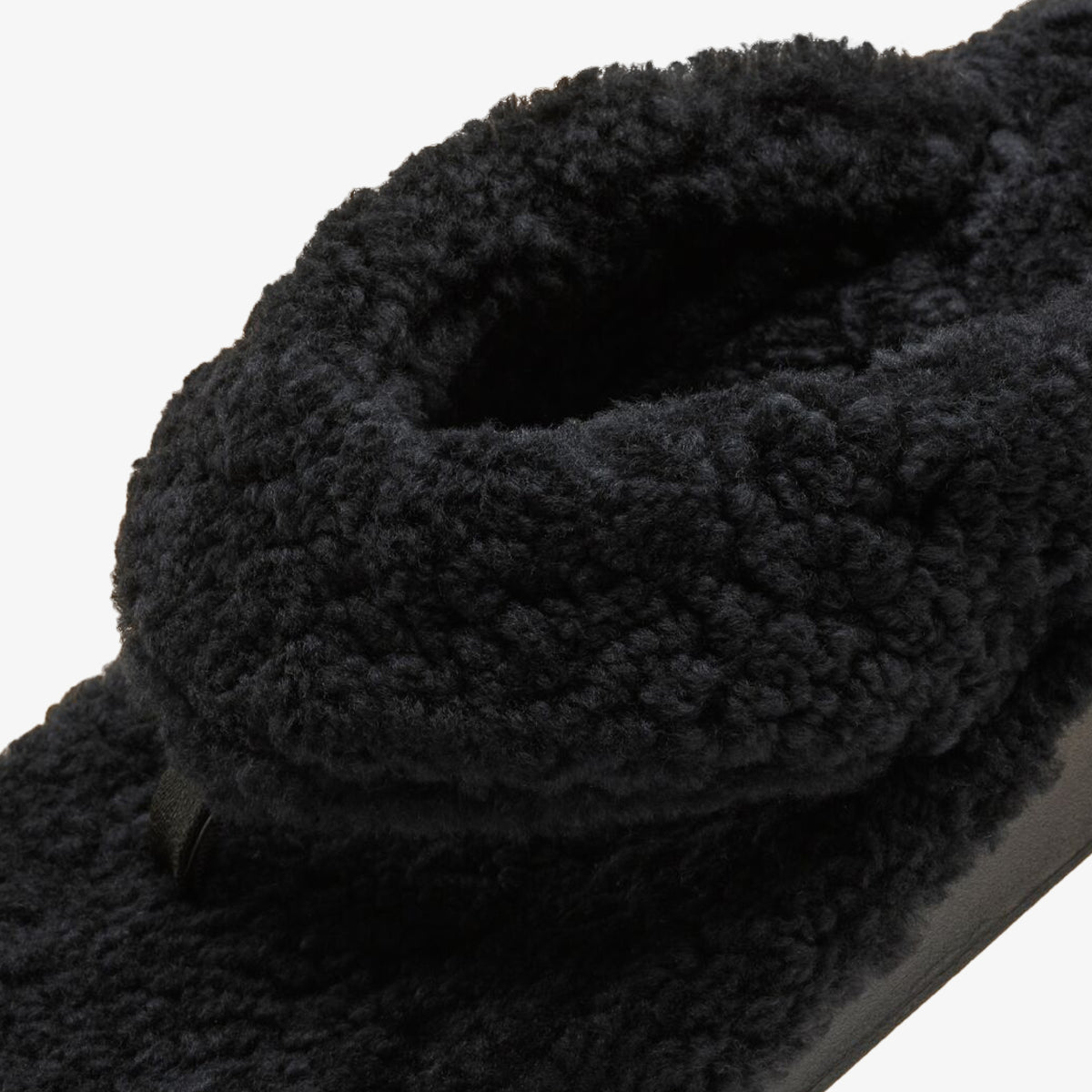 OluKai Best Price | Kīpe'a Heu Women‘s Flip Flop Slippers - Black